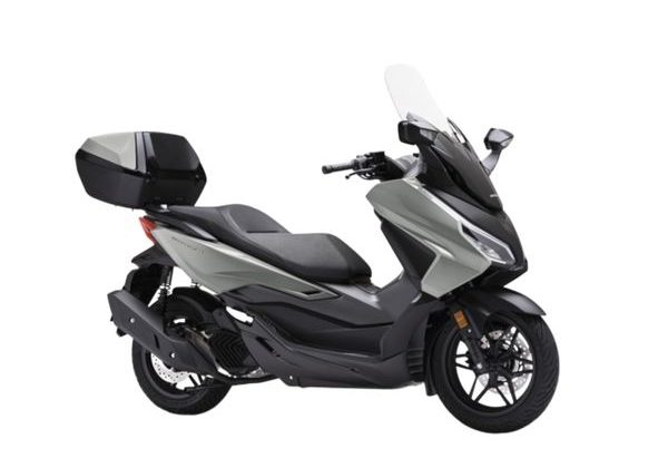 HONDA FORZA 125 - ŠEDÁ 2024