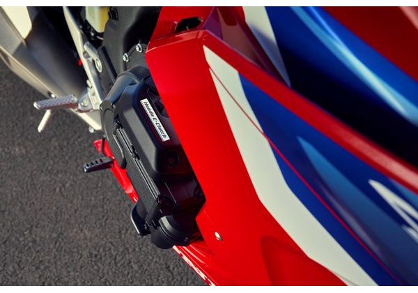 HONDA CBR500R - ČERVENÁ 2026 - CBR500R - MOTORKY