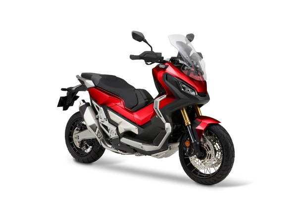 HONDA X-ADV CANDY CHROMOSPHERE RED