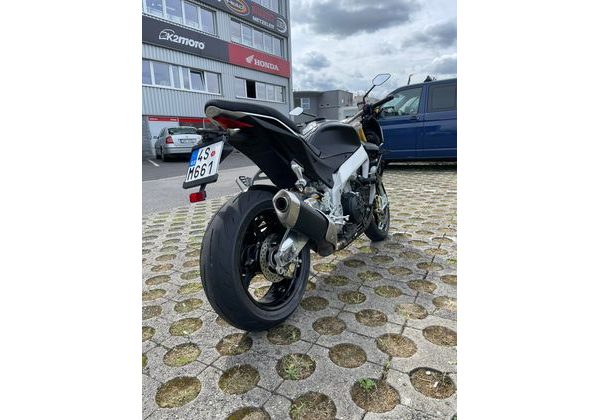 APRILIA TUONO V4R BAZAR - MOTOBAZAR