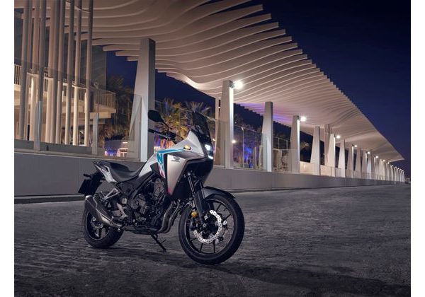 HONDA NX500 - BÍLÁ 2026 - NX500 - MOTORKY