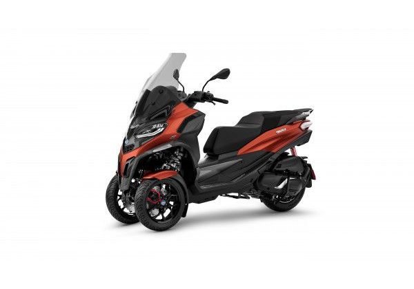 PIAGGIO MP3 400 HPE SPORT ARANCIO SUNSET MATT - MP3 - SKÚTRY