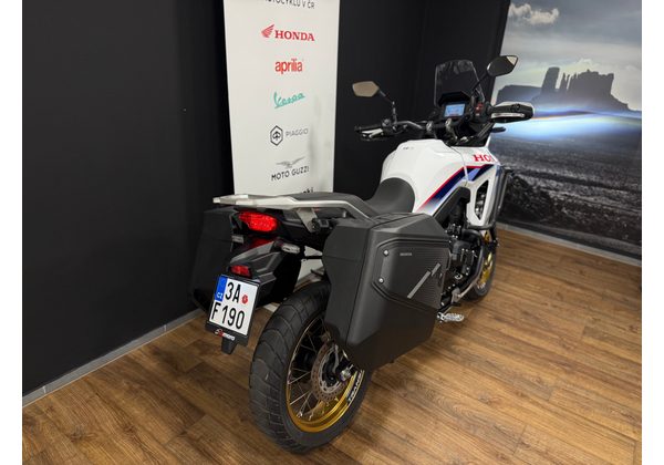 HONDA XL750 TRANSALP E-CLUTCH 2026 - DEMO - DEMO AKČNÍ MOTOCYKLY - MOTORKY