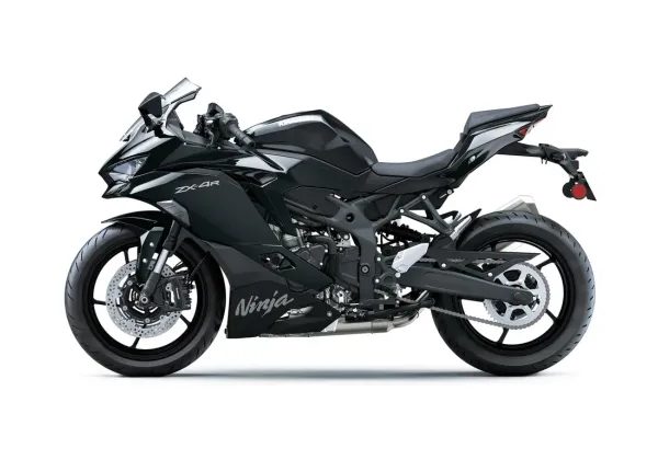 KAWASAKI NINJA ZX-4R ČERNÁ 2025