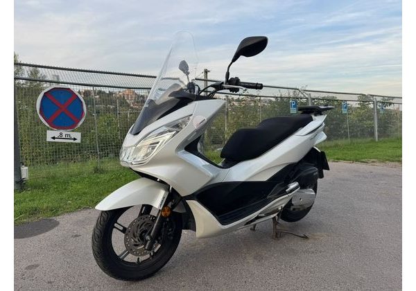 HONDA PCX 125 - BAZAR - MOTOBAZAR