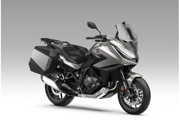 HONDA NT1100 MT - STŘÍBRNÁ 2027 - NT1100 - MOTORKY