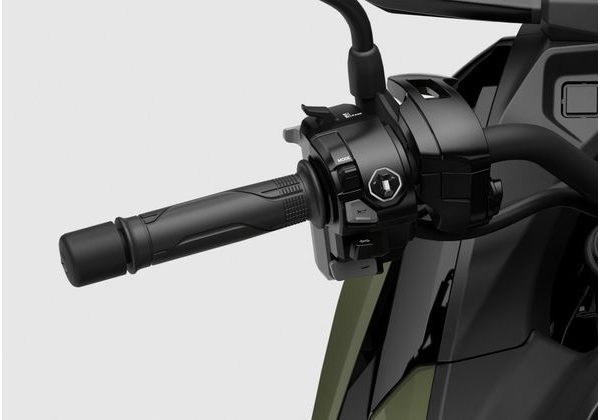 HONDA NC750X - ZELENÁ 2025