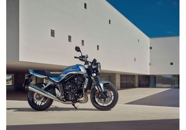 HONDA CB1000F - WOLF SILVER METALLIC - BLUE STRIPE 2026 - CB1000F - MOTORKY