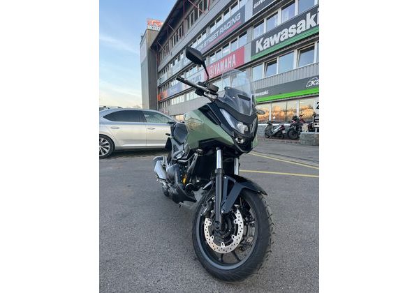 HONDA NC750 X ZELENÁ - NOVINÁŘSKÝ MOTOCYKL - HONDA - MOTOBAZAR