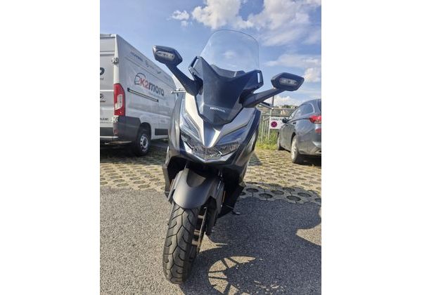 HONDA FORZA 300 - BAZAR - MOTOBAZAR