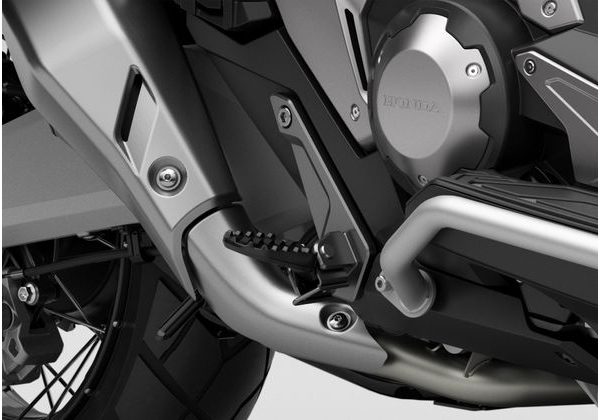 HONDA X-ADV 750 - ČERNÁ 2025 - X-ADV 750 - MOTORKY