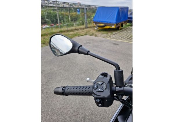 APRILIA TUONO 660 - BAZAR