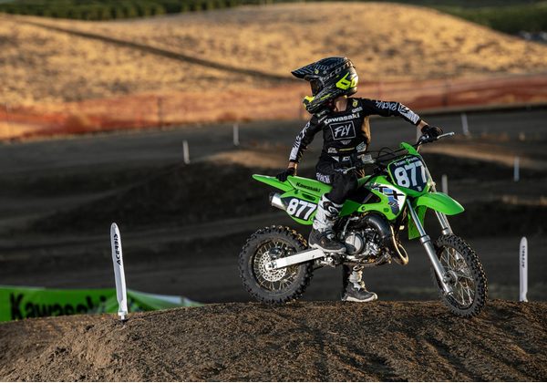 KAWASAKI KX65 - ZELENÁ 2026 - MOTOCROSS & ENDURO - MOTORKY