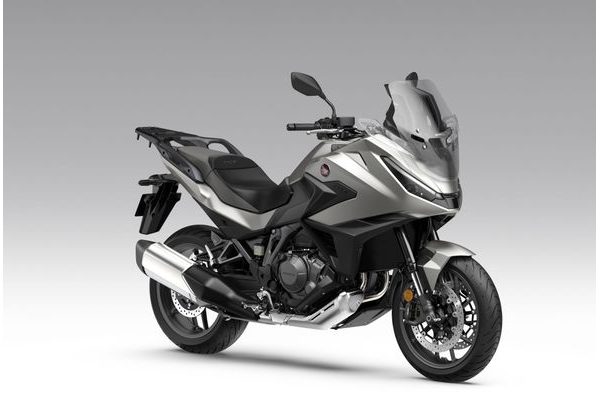 HONDA NT1100 MT - STŘÍBRNÁ 2027 - NT1100 - MOTORKY