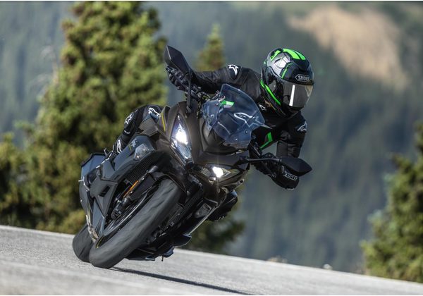 KAWASAKI NINJA 1100SX - ČERNOZLATÁ 2026 - SPORT TOURER - MOTORKY