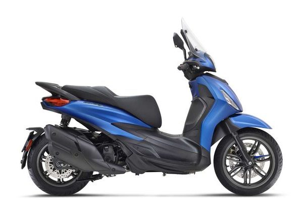 PIAGGIO BEVERLY 400 S HPE E5+ - BLU ZAFFIRO 2025 - BEVERLY - SKÚTRY
