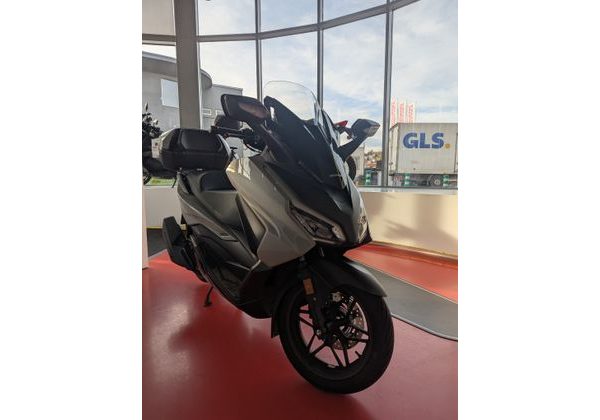 HONDA FORZA 125 2025 - BAZAR - HONDA - MOTOBAZAR