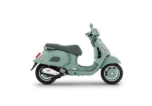 VESPA GTS 310 80TH HPE FL ABS E5+ - VERDE 80TH 2026 - GTS - SKÚTRY