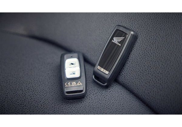 HONDA SH MODE 125 - 2026 - CANDY LUSTER RED - SH125 - SKÚTRY