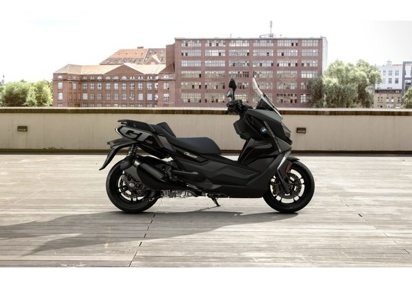 BMW C 400 GT - TRIPLE BLACK - URBAN MOBILITY - MOTORKY
