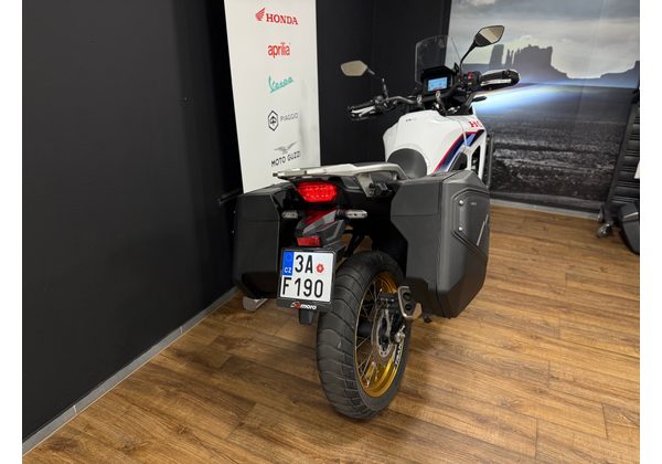 HONDA XL750 TRANSALP E-CLUTCH 2026 - DEMO - DEMO AKČNÍ MOTOCYKLY - MOTORKY
