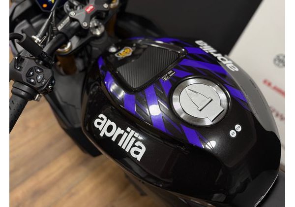 APRILIA TUONO V4 1100 FACTORY 2026 - BAZAR - APRILIA - MOTOBAZAR