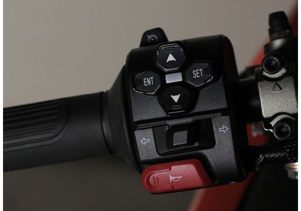 QJ MOTOR SRK 921 RR - ČERVENOŠEDÁ - SRK 921 RR - MOTORKY