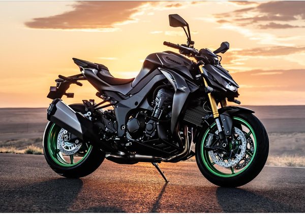 KAWASAKI Z1100 SE - ŠEDÁ 2026 - SUPERNAKED - MOTORKY
