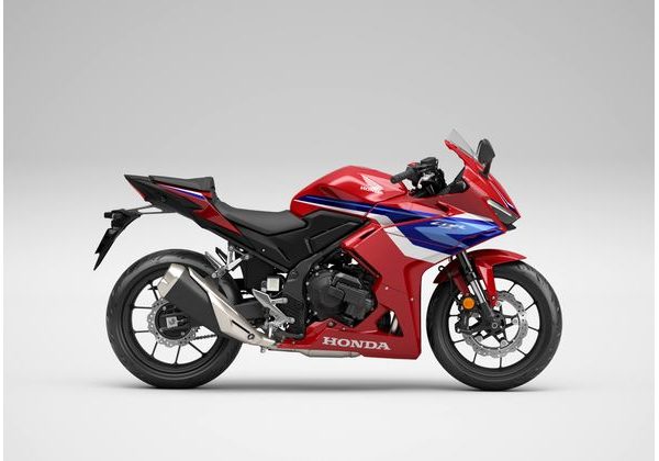 HONDA CBR500R - ČERVENÁ 2026 - CBR500R - MOTORKY