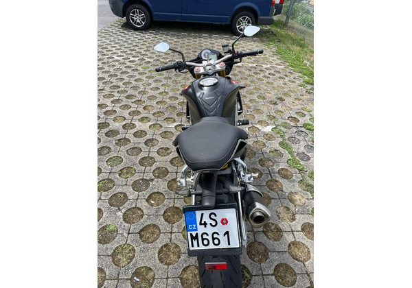 APRILIA TUONO V4R BAZAR - MOTOBAZAR