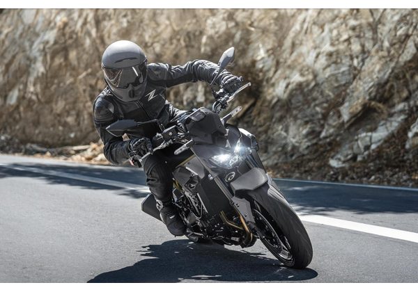 KAWASAKI Z900 70/35KW - ŠEDÁ 2026 - SUPERNAKED - MOTORKY