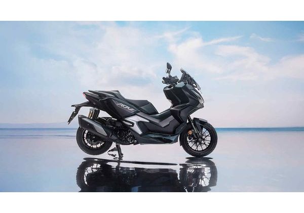 HONDA ADV 350 SPECIAL EDITION SMART TOP BOX - PEARL FALCON GREY - 2026 - ADV - SKÚTRY