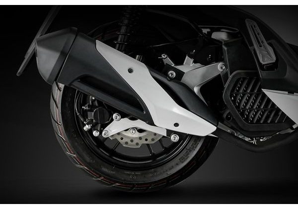 QJMOTOR MTX 125 - ČERNÁ - 2026 - QJMOTOR - SKÚTRY