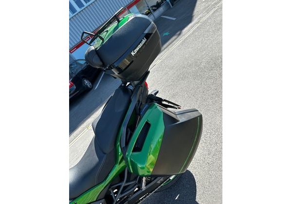 KAWASAKI VERSYS 1000 SE - BAZAR - REZERVOVÁNO - KAWASAKI - MOTOBAZAR