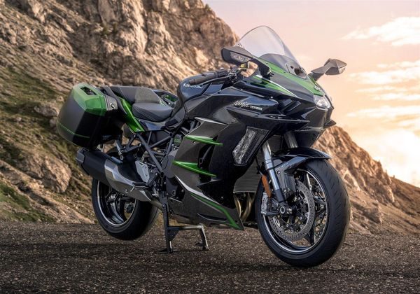 KAWASAKI NINJA H2 SX SE 2023 ZELENÁ - SPORT TOURER - MOTORKY