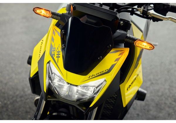 HONDA CB750 HORNET - ŽLUTÁ 2026 - CB750 HORNET - MOTORKY