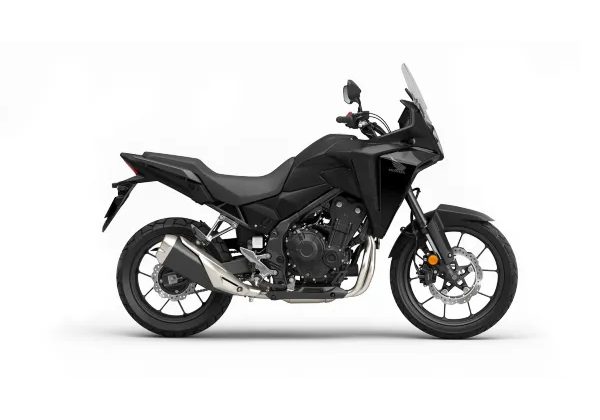 HONDA NX500 - ČERNÁ METALICKÁ 2024