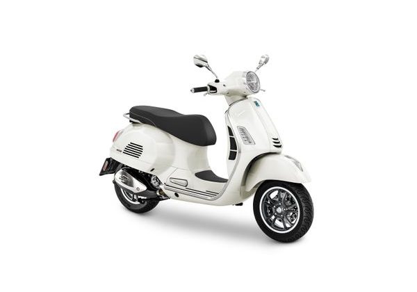 VESPA GTS 300 S HPE RST ABS E5 2024 - BÍLÁ