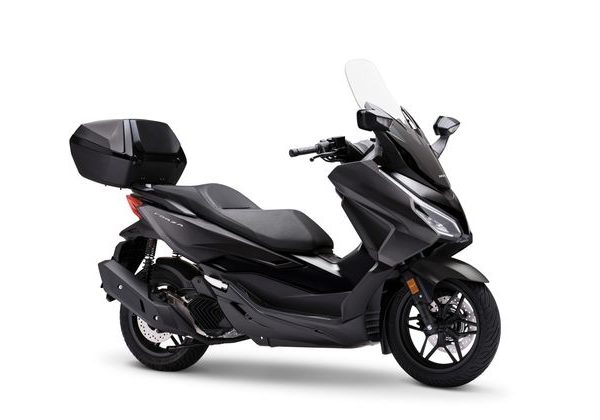 HONDA FORZA 125 - TMAVÁ ŠEDÁ 2025