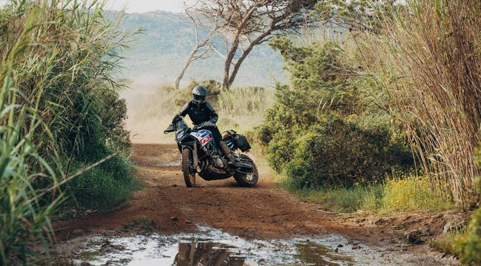 iXS Venture: Go further. Stay ready.