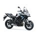 KAWASAKI VERSYS 650 BÍLÁ 2025 - ADVENTURE TOURER - MOTORKY