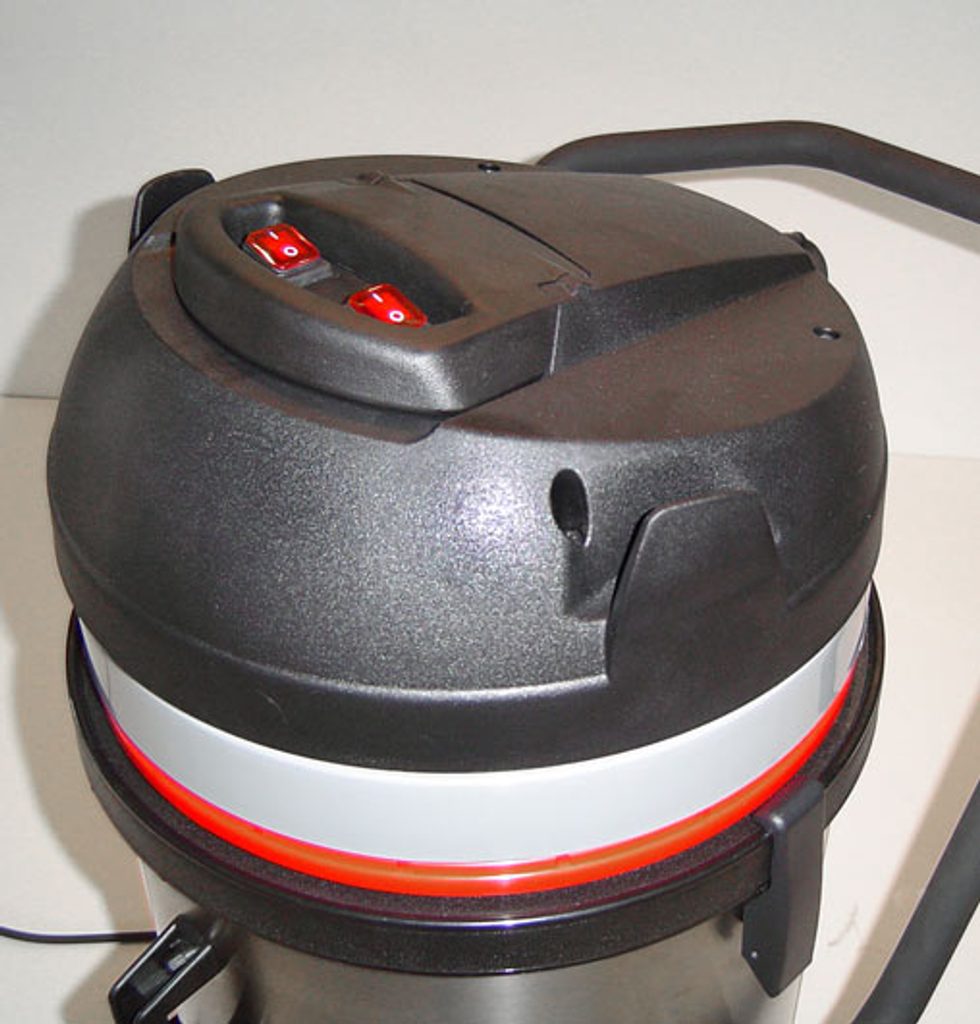 Промышленный пылесос кнопка 5. BELATRON Compact 24v-20a. Evotec tcu168f 15 КВТ.