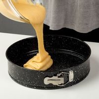 forma d28cm, 1dno dortová, v.7cm, NATURE černá, nepřil.povrch