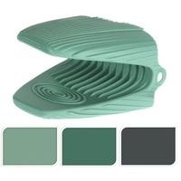 chňapka 3 barvy 2022, prstová, silikon