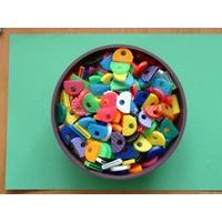 rozlišovač klíčů,plast.půlkruh