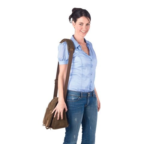 NAT.GEOGRAPHIC A7300 RAMENNÁ OPIERKA - UNIVERZÁLNY