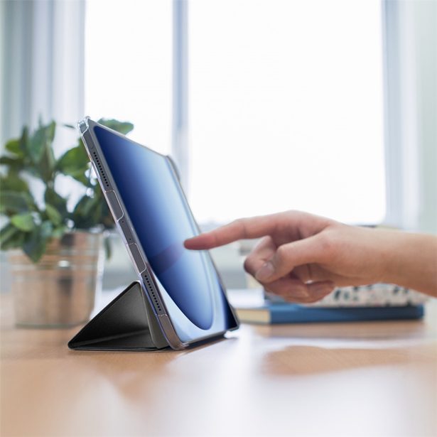 Hama Fold Clear, pouzdro pro Samsung Galaxy Tab A11 8,7", černé/průhledné