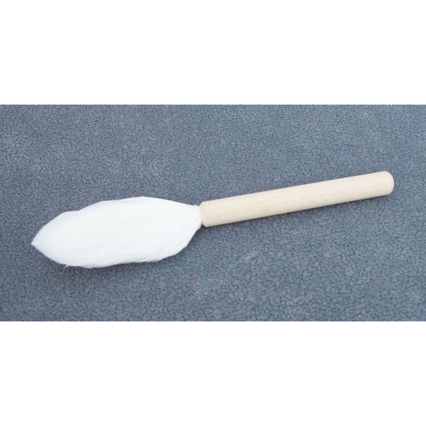 mašlovačka malá ve dřevě, PEŘÍ