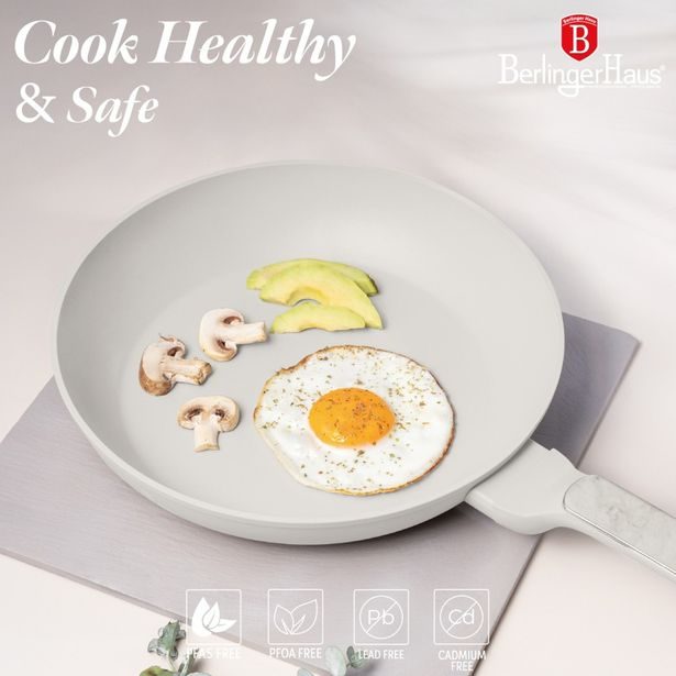 BERLINGERHAUS Sada nádobí s titanovým povrchem 15 ks Sahara Marble Collection BH-8401