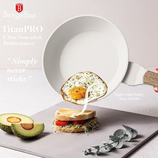 BERLINGERHAUS Sada nádobí s titanovým povrchem 10 ks Sahara Nordic Collection BH-8324